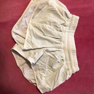 lululemon 2.5” shorts